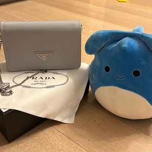 Envelope cross-body bag